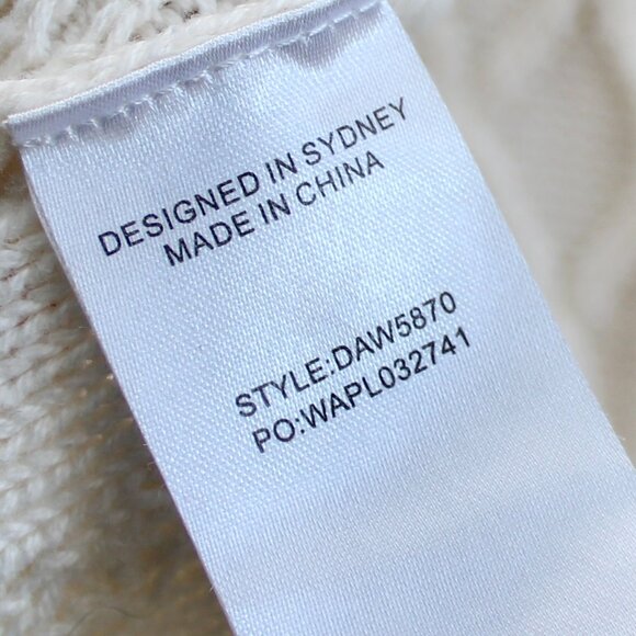 Dazie Cream Cable Knit Oversized Blue Red Trim V-Neck Varsity Sweater Vest sz 10 - Picture 4 of 6